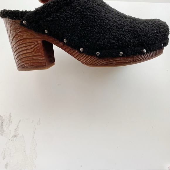 KORK-EASE Teddy Black Faux Fur Clog NEW Size 10 - Picture 6 of 10